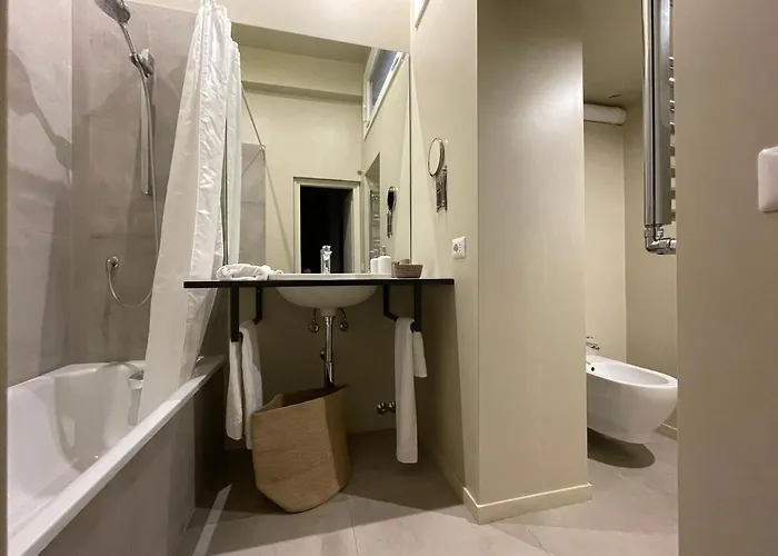 Appartement Center, Luxury & History In Via Monserrato