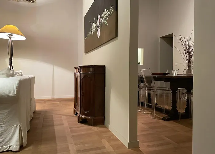 Center, Luxury & History In Via Monserrato *