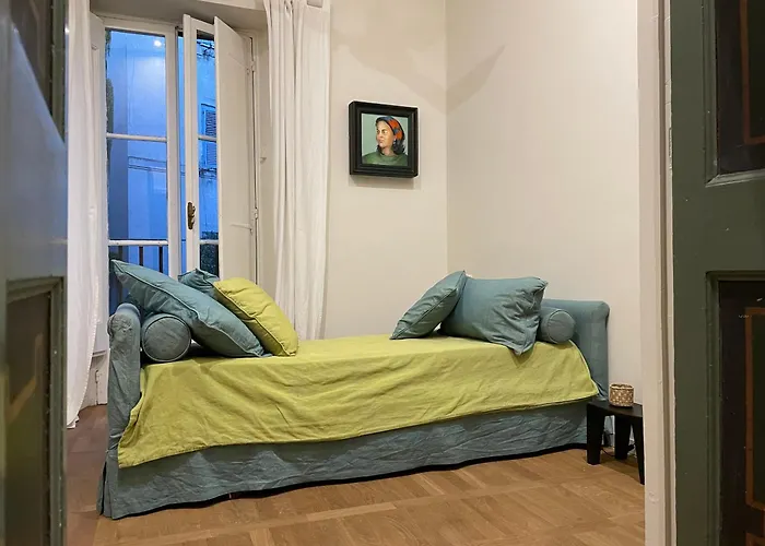 Appartement Center, Luxury & History In Via Monserrato